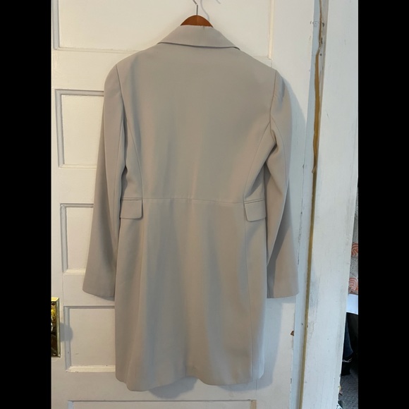 Next spring coat - Picture 3 of 6